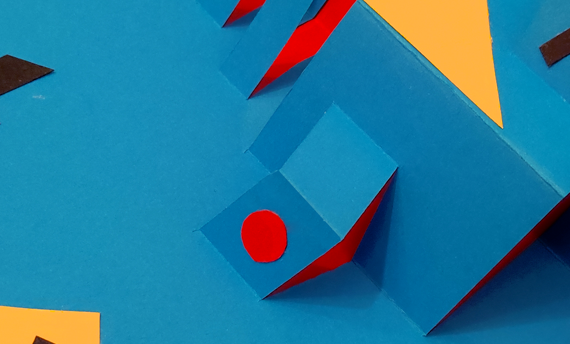pop-up képeslap háromdimenziós absztrakt formákkal