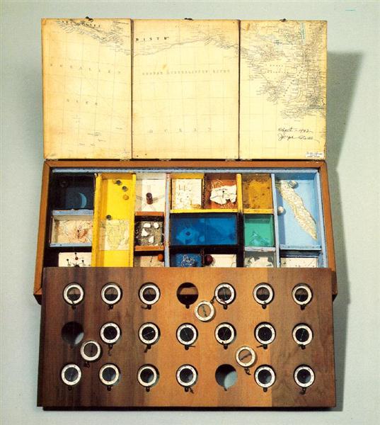 Joseph Cornell: Cím nélkül (Szélrózsák), 1953