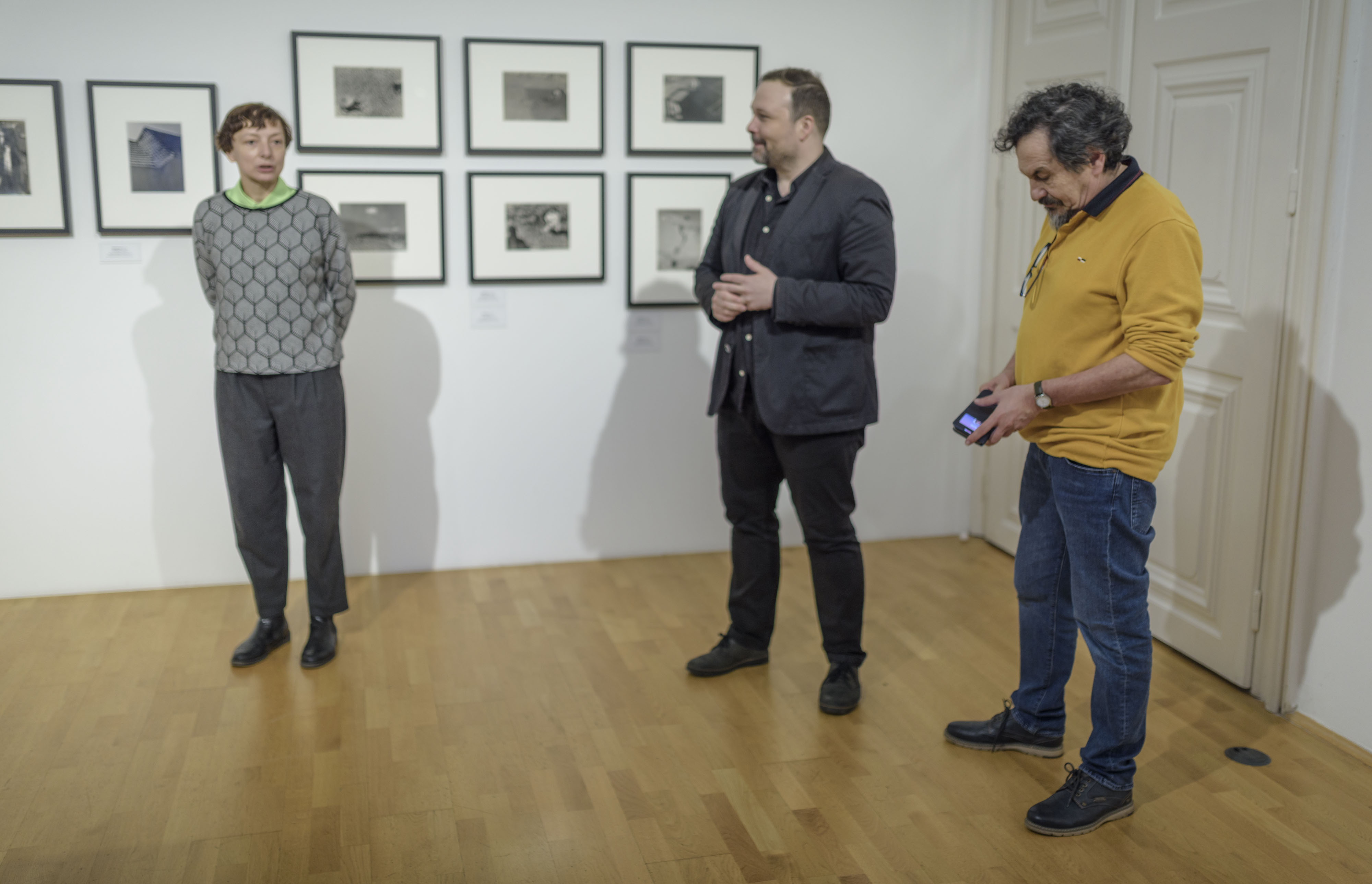 Záró kurátori tárlatvezetés A tiszta fényképszerűség: Hevesy Iván és a modern magyar fotográfia kezdetei című kiállításban Fotó: Koronczi Endre