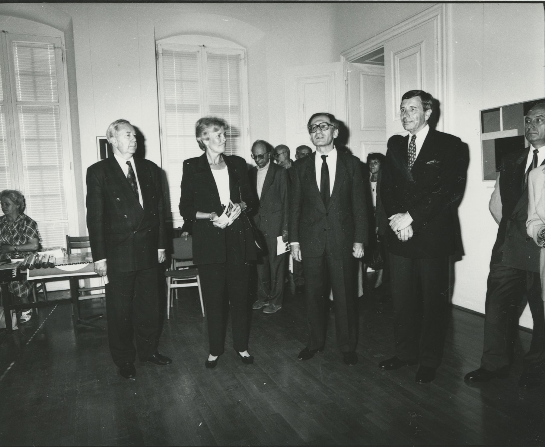 Walter Dexel kiállításának megnyitója a Kassák Múzeumban, 1994 (Kassák Múzeum)