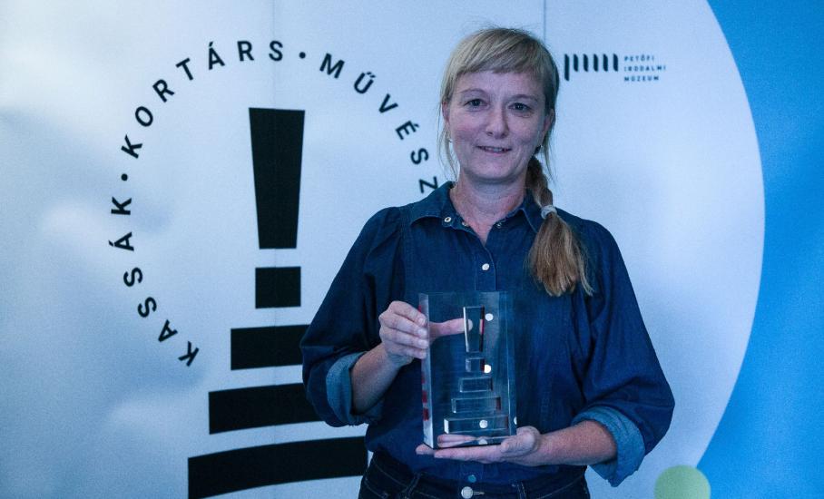 Erdei Krisztina átveszi a Kassák-díjat