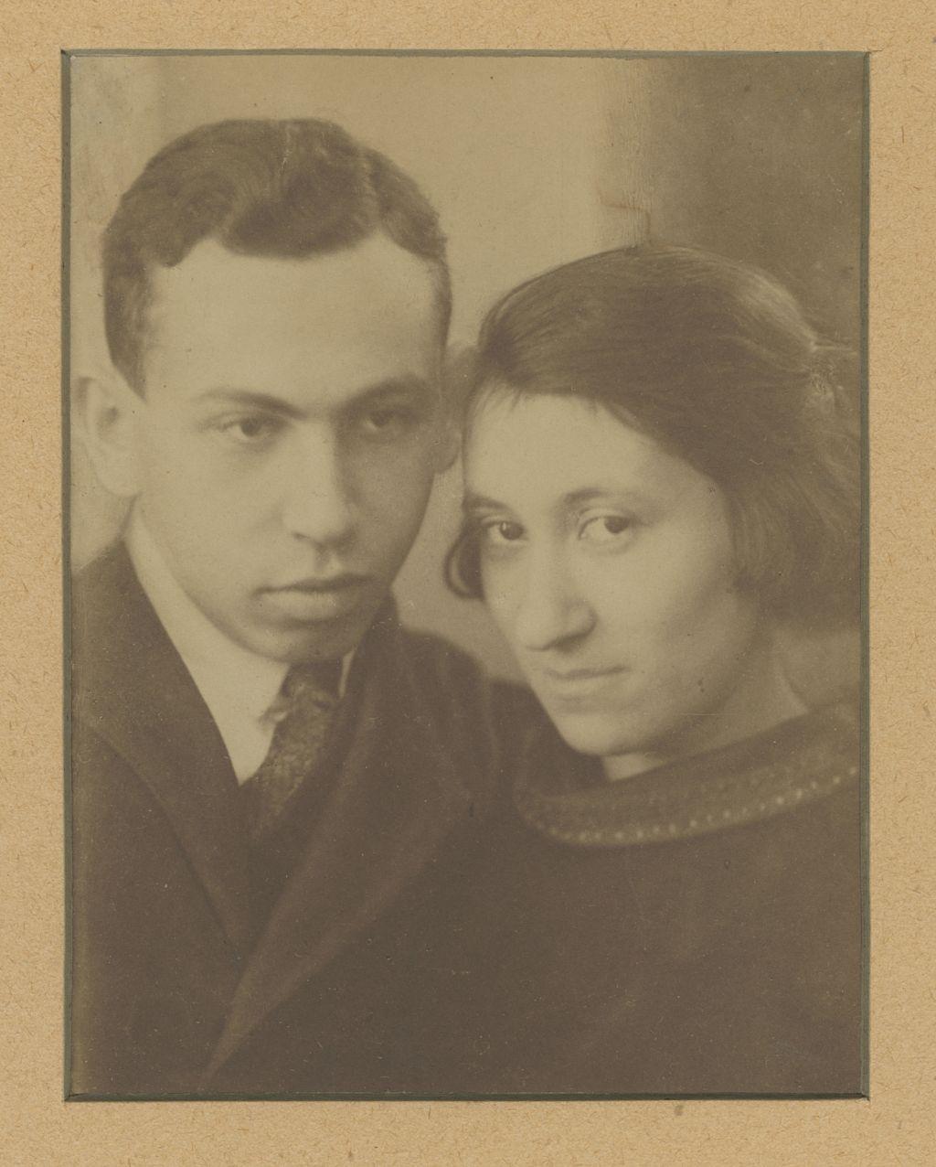 Barta Sándor és Újvári Erzsi házassági portréja, Budapest, 1919 (Braun-Barta család gyűjteménye)